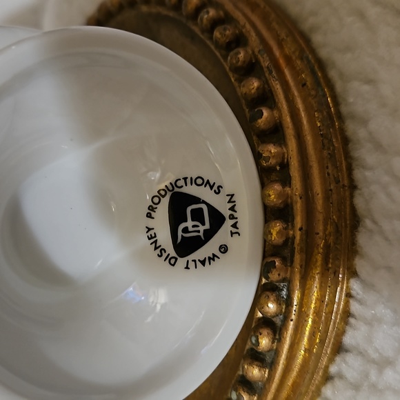 DISNEY MICKEY MOUSE PEDESTAL MUG. GOOD CONDITION. - Picture 4 of 6